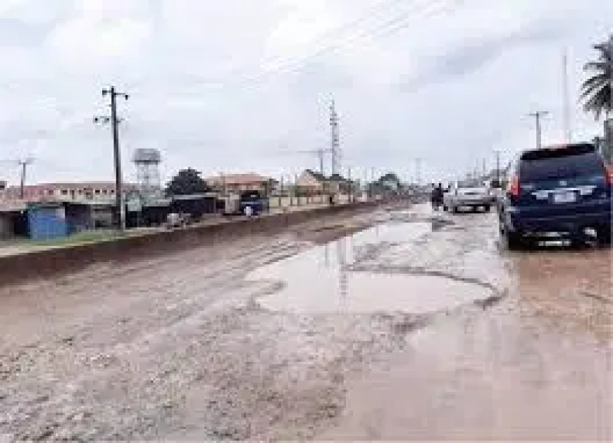 Horror as contractor cuts off Ota-Idiroko Road