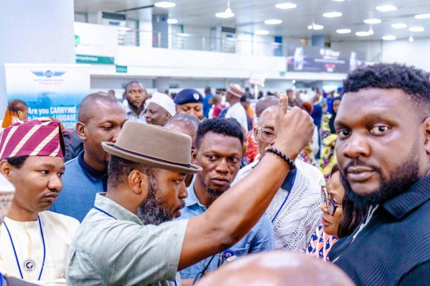Passengers stranded as United Nigeria grounds aircraft after bird strike