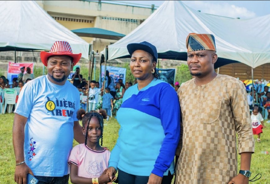 Ijebu Rewa Gifts Landed Property To 7-Year-Old Girl At Christmas Party