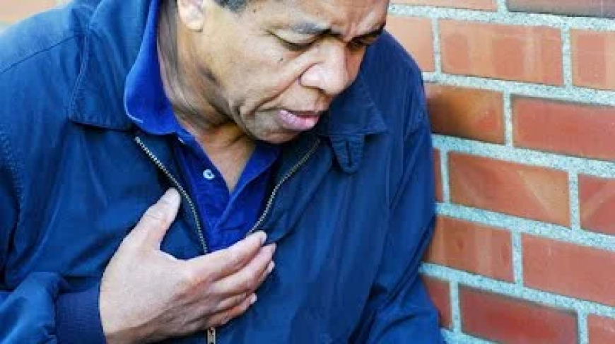 Yuletide: Overeating may trigger heart attack, experts tell Nigerians