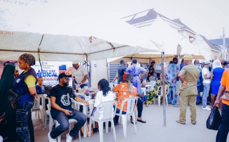 Akpabio offers 700 Lagos residents free medical treatment