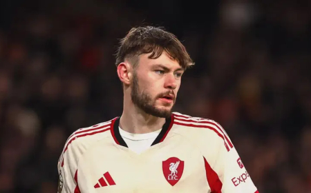 Liverpool’s Bradley out for the season with knee injury