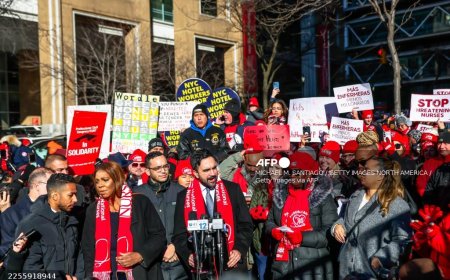 New York hospitals hit as 15,000 nurses strike