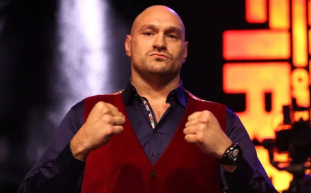 Tyson Fury confirms April comeback fight against Makhmudov