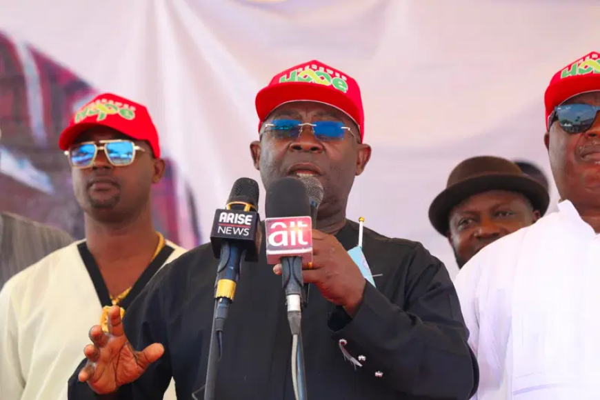 Fubara stagnates development in Oyigbo LG – Ambassador Akawor alleges