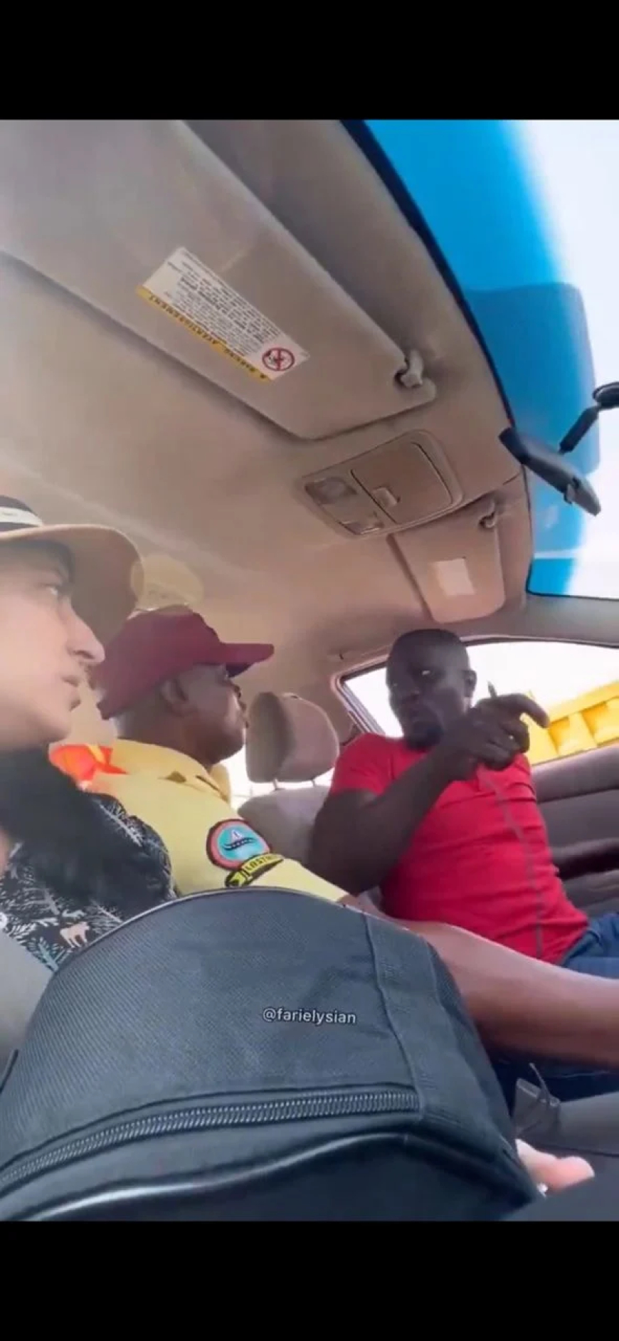 Passenger gifts uber driver ₦10,000 after heated LASTMA confrontation