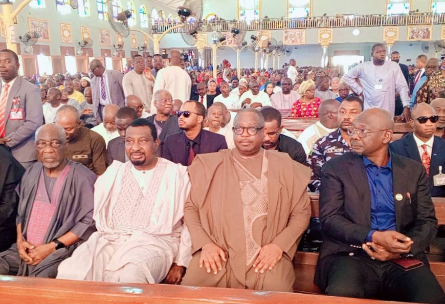 Akpabio, governors, others attend Nasarawa senator Akwashiki’s funeral