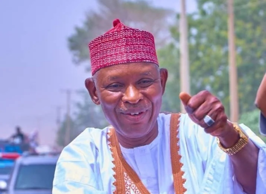 Kano gov dumps NNPP with lawmakers, LG chairmen
