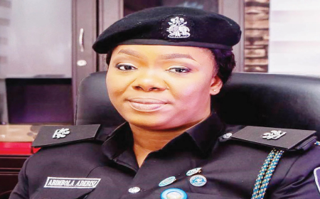 Lagos gospel artiste, three others die inside music studio