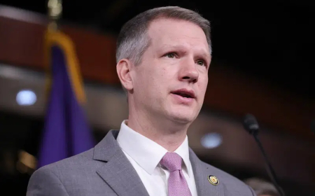 US lawmaker, Moore warns against Nigeria’s break-up