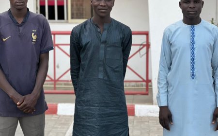 EFCC nabs three for using ₦500 note as tissue paper