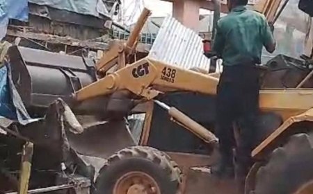 Anambra demolishes illegal structures, shanties in Onitsha