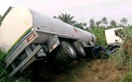 5 dead as fuel tanker crushes tricycle in Bayelsa