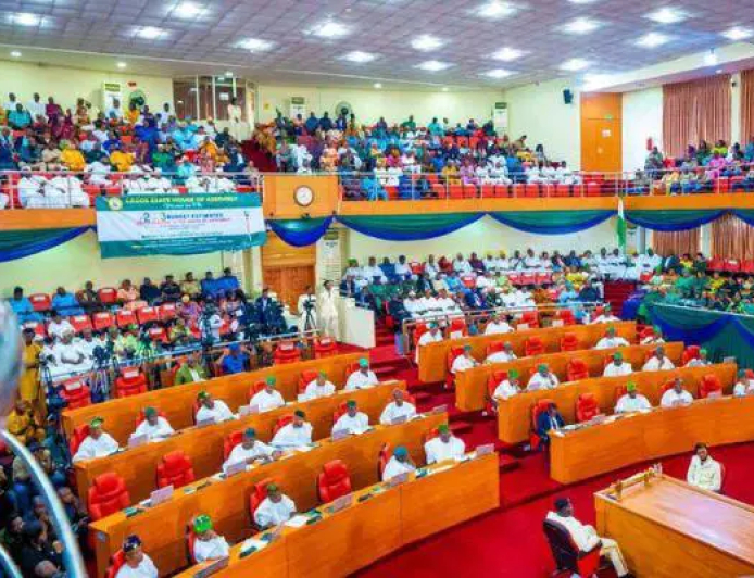Lagos Assembly approves procurement of 2,000 CNG buses, others for waste management