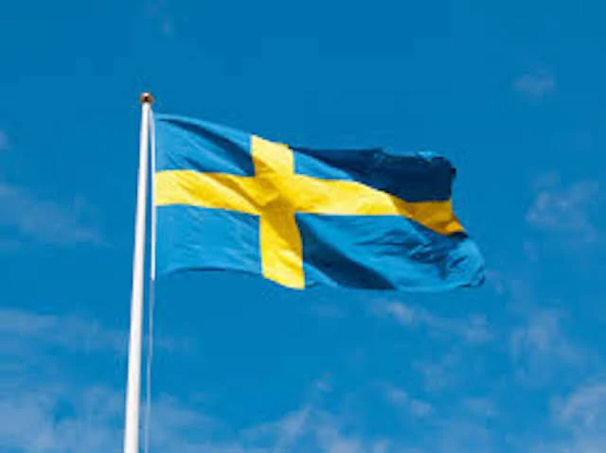 Sweden raises income requirement for citizenship applicants