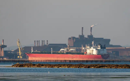 UK allows US to use bases to strike Iranian sites targeting Hormuz