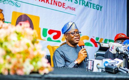 Makinde offers Oyo workers N10,000 salary top-up over fuel price hike