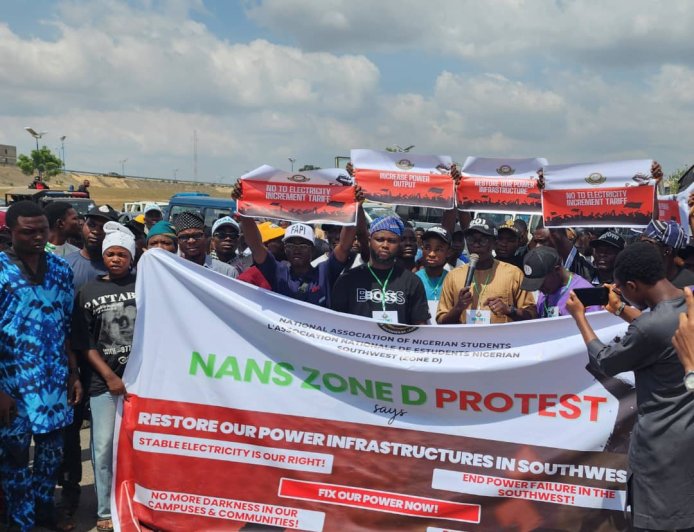 NANS protests poor electricity supply