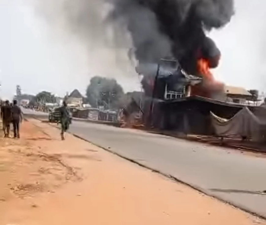 Residents flee as fire guts Anambra filling station