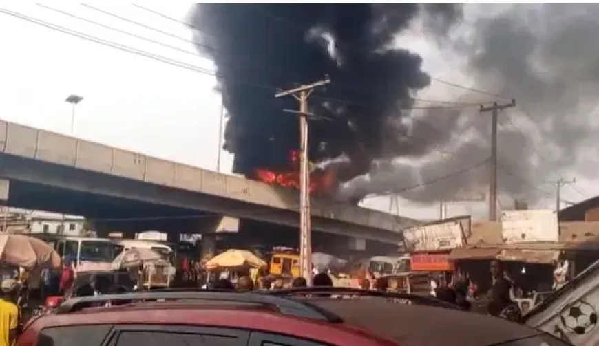 Passengers escape as BRT catches Fire on Mile-12 Bridge in Lagos