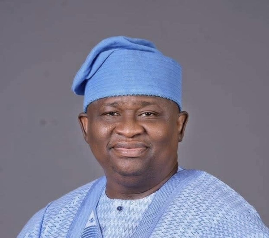 Eid-El-Fitri: Senator Yayi Felicitates With Muslims, Urges Peaceful Co-Existence
