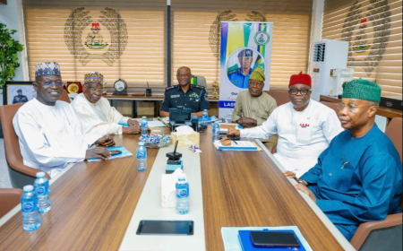 Five ex-IGs visit Disu, pledge support