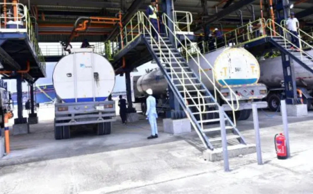 Dangote refinery raises petrol to N1,275, diesel now N1,950