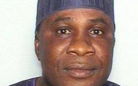 Minister warns regional commissions on abandoned projects