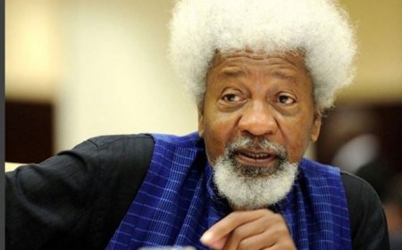 Soyinka, Obi of Onitsha for Onobrakpeya art exhibition