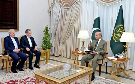 Iran minister returns to Pakistan despite US talks cancellation