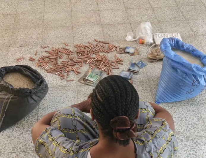 DSS operatives arrest alleged female gunrunner in Kano
