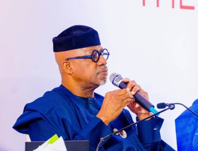 Abiodun Rolls Out 40 SUVs for Ogun Monarchs