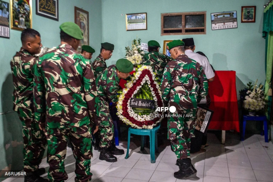 Indonesia buries peacekeepers killed in Lebanon
