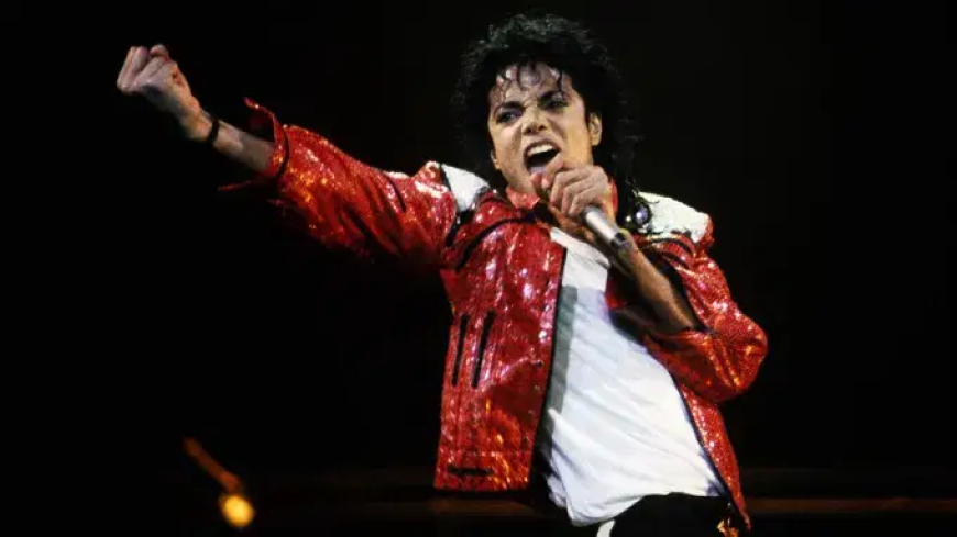 Michael Jackson biopic debuts atop box office with $220m