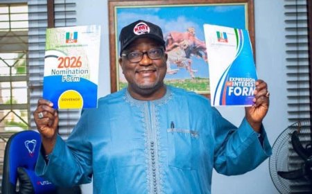 Yobe APC chieftain picks gov form, seeks fair primary