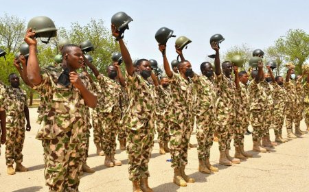 Army refutes owing soldiers, insists troops fully paid