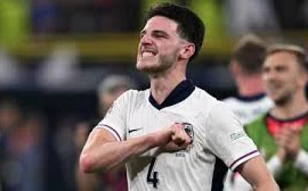 Football players who switched international allegiance