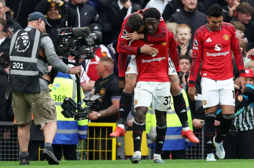 Man United beat Liverpool 3-2 to secure Champions League qualification