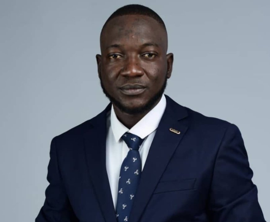 Akinlawon Reaffirms Loyalty To Senator Adeola Amid Ogun West Political Tensions