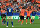 Netherlands crush Sweden 5-1 to move within reach of last 32