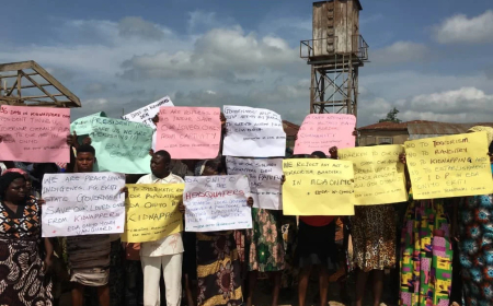 Ekiti residents protest as kidnappers hold 16 worshippers