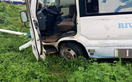 Players, officials injured as Rivers United team bus crashes in P’Harcourt