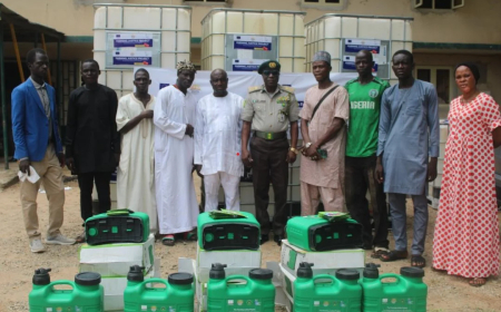 Ex-inmates receive fish tanks, ₦50,000, others in FCT