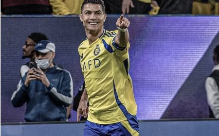 England starts World Cup bid as Ronaldo makes history