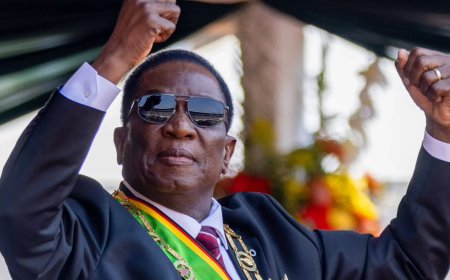 Zimbabwean court acquits journalist of hostility towards president