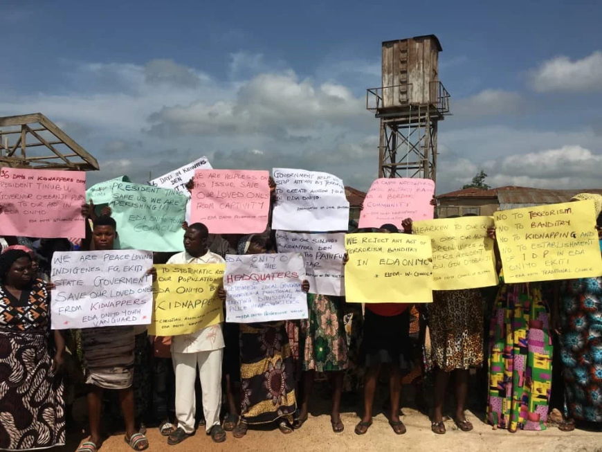 Ekiti residents protest as kidnappers hold 16 worshippers