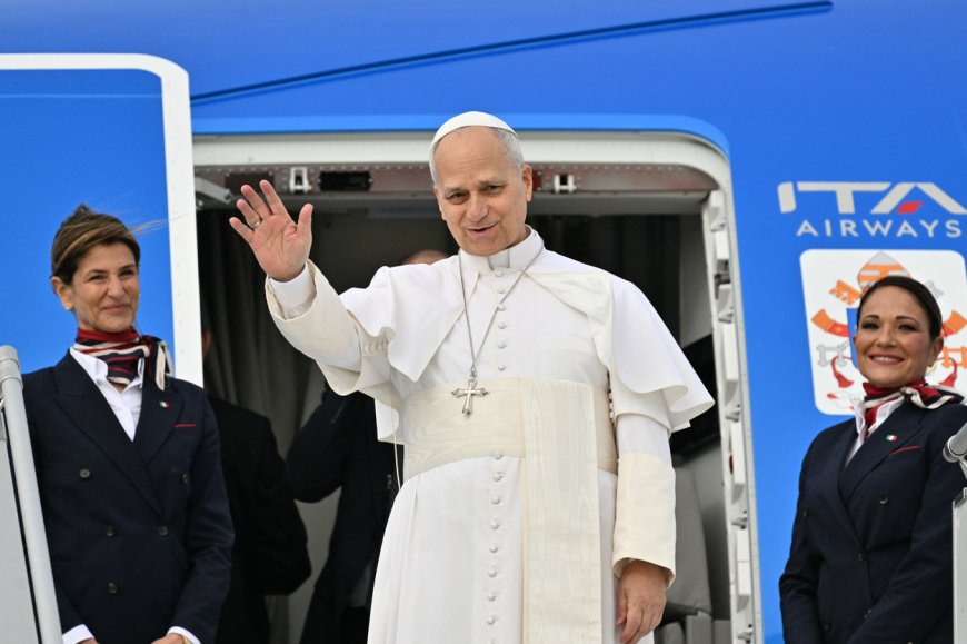 Pope heads to Spain, meets King Felipe