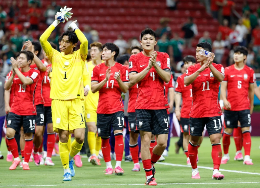 South Korea beat Czechs 2-1 to make strong World Cup start