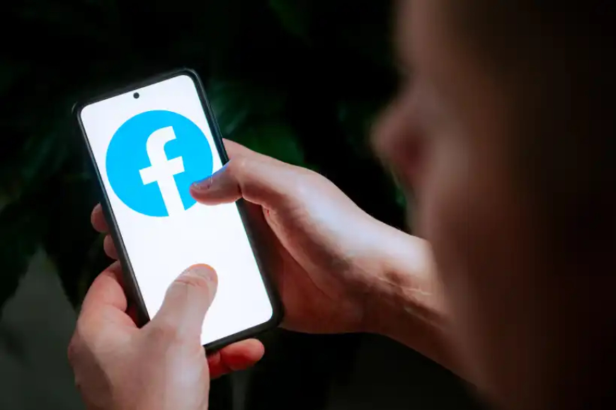 Facebook, Instagram suffer global outage, users logged out