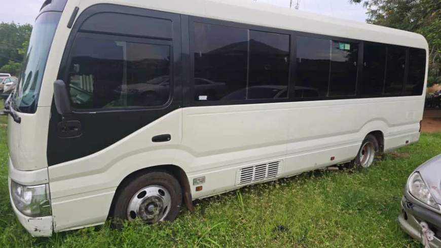 Police nab driver, accomplice for attempted smuggling of stolen bus to Benin Republic